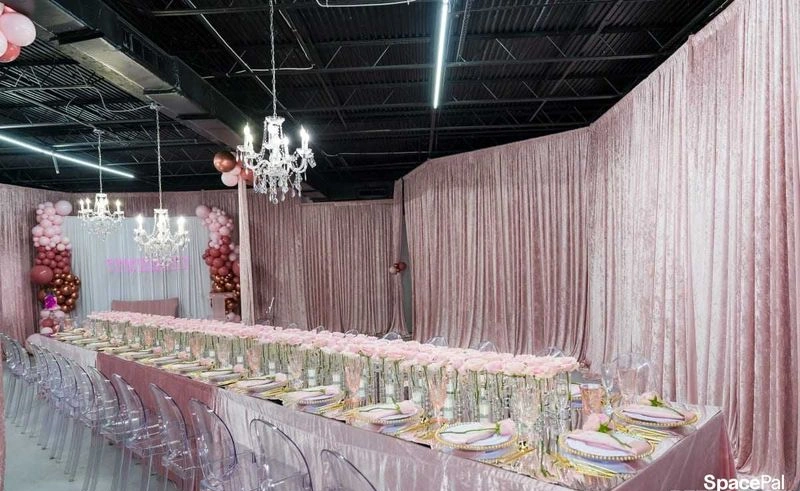 How to Choose the Perfect Venue for Corporate Networking Events